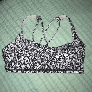 lululemon sports bra size 6
